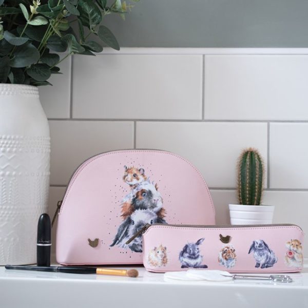 PIGGY IN THE MIDDLE' BRUSH BAG/ PENCIL CASE - Image 2